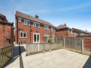 Rear Yard- click for photo gallery